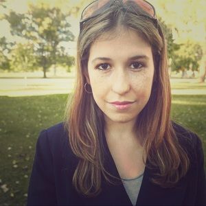 Meet your Posher, Laura